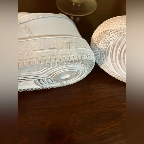 🔥Nike Air Force 1 ‘82 Limited Low White Men’s Sneakers! Great condition! Size:12 - Picture 5 of 9